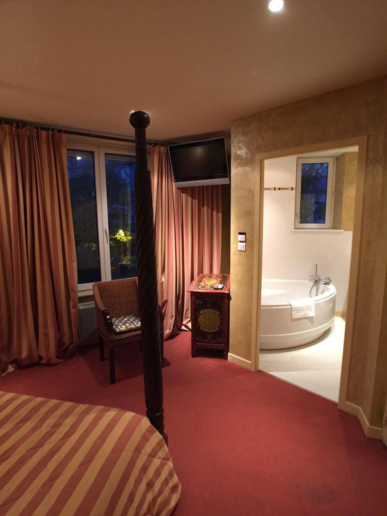 Providence Hotel Vittel Εξωτερικό φωτογραφία